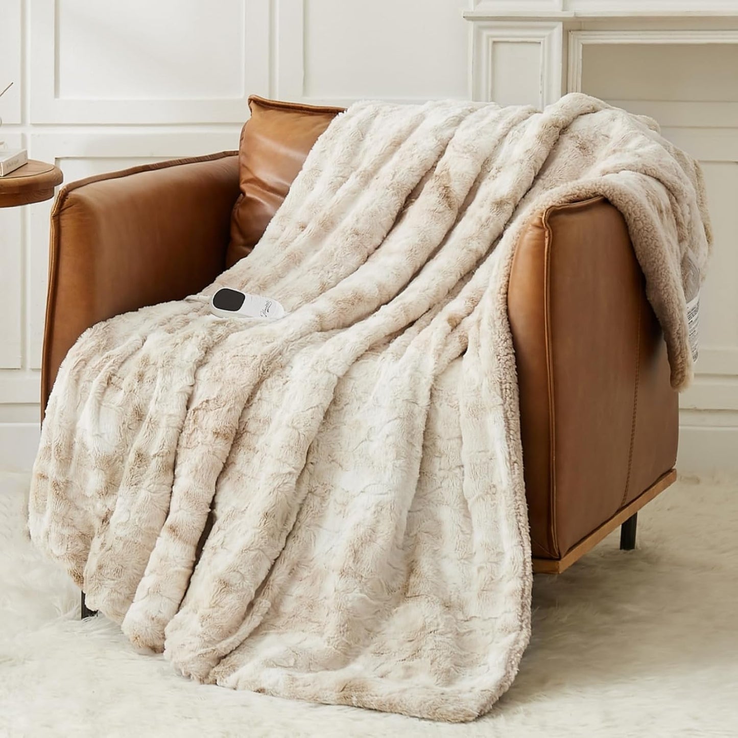 Luxury Heated Blanket – Soft Faux Fur, Sleeves & Foot Pockets