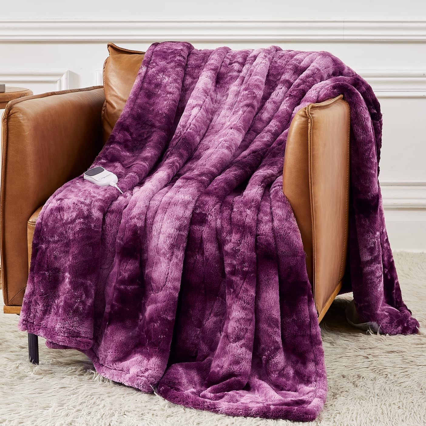 Luxury Heated Blanket – Soft Faux Fur, Sleeves & Foot Pockets