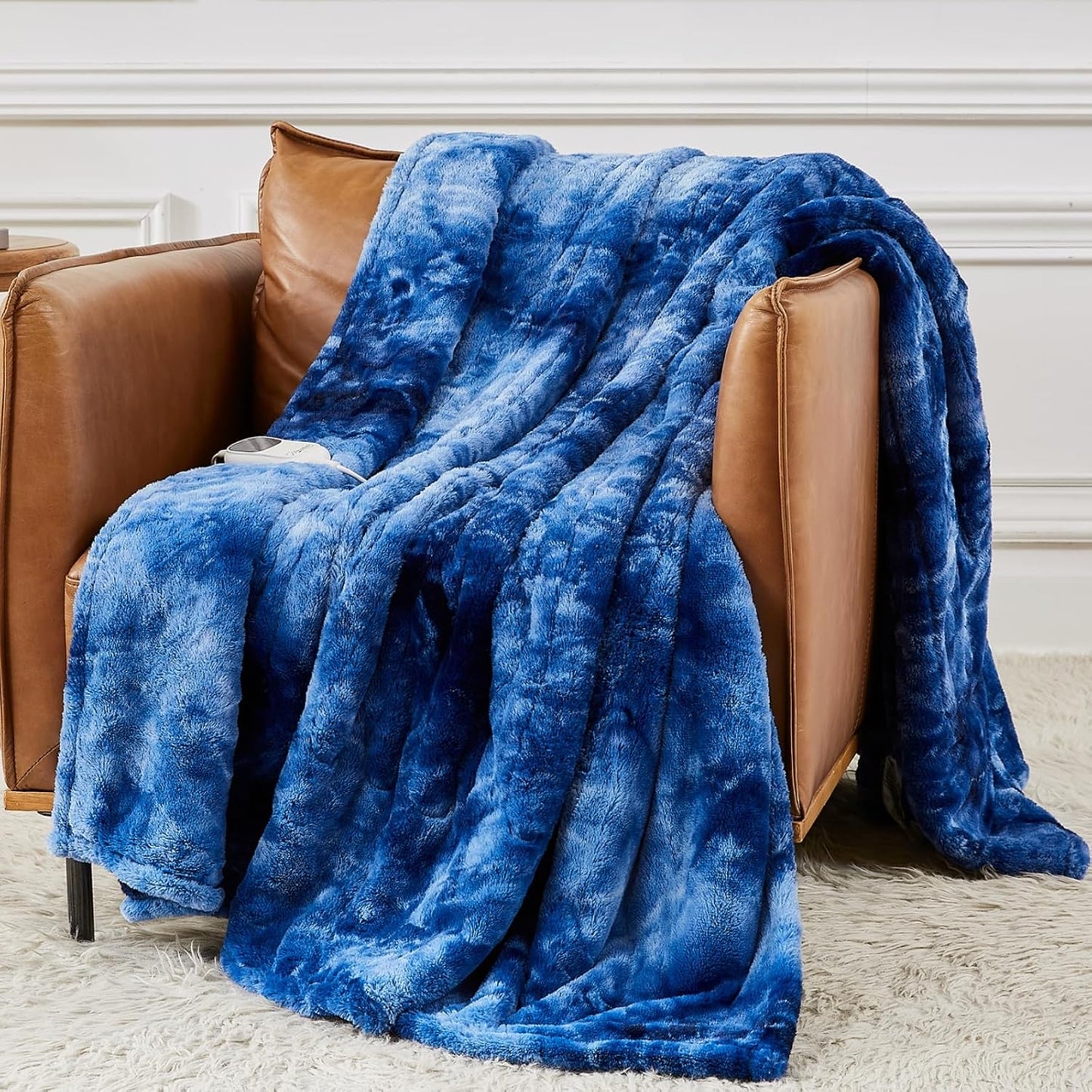 Luxury Heated Blanket – Soft Faux Fur, Sleeves & Foot Pockets